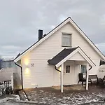 Σπίτι διακοπών Lovely 4 Bedroom House With The View Of Aurora