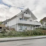 Lovely 4 Bedroom House With The View Of Aurora Nyaraló Tromsø