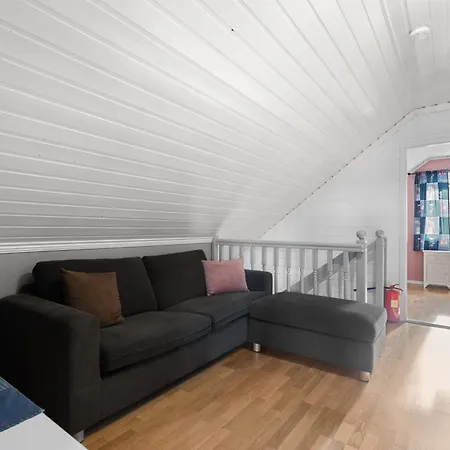 Lovely 4 Bedroom House With The View Of Aurora Tromsø