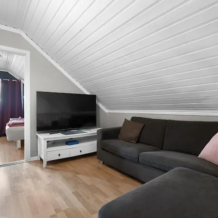 Сasa de vacaciones Lovely 4 Bedroom House With The View Of Aurora