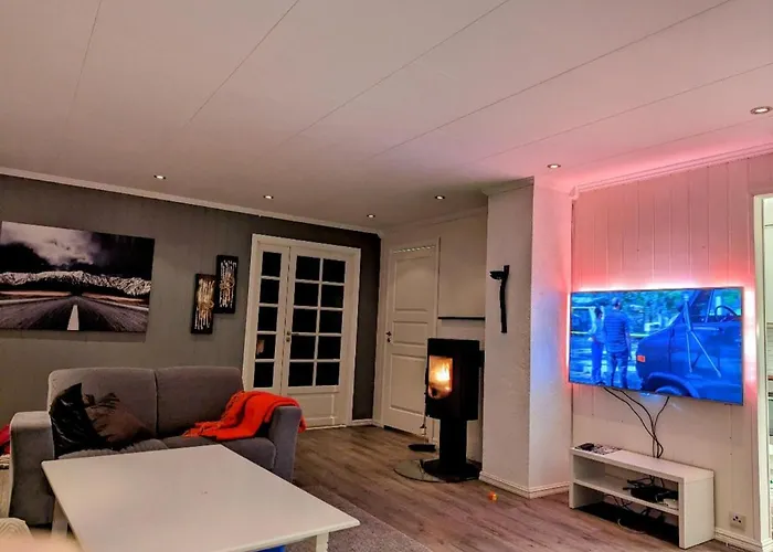 펜션 Lovely 4 Bedroom House With The View Of Aurora *