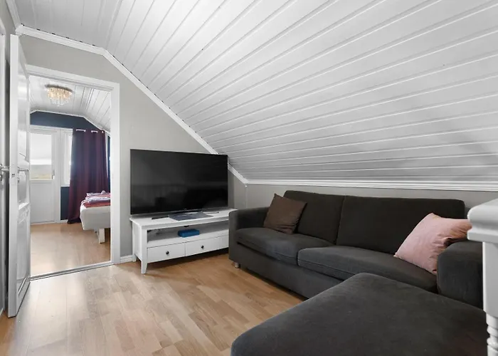 Lovely 4 Bedroom House With The View Of Aurora * 트롬쇠