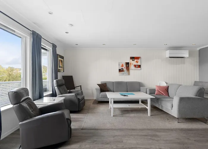 펜션 Lovely 4 Bedroom House With The View Of Aurora