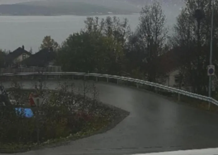 Lovely 4 Bedroom House With The View Of Aurora *